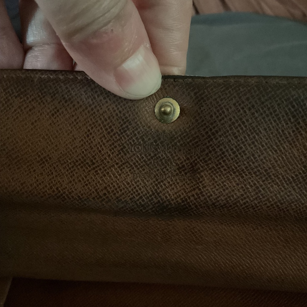 Rehab Project LV Monogram Sarah Wallet - Picture 7 of 8